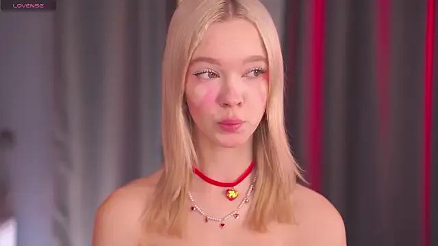 TastyTiffy on StripChat 