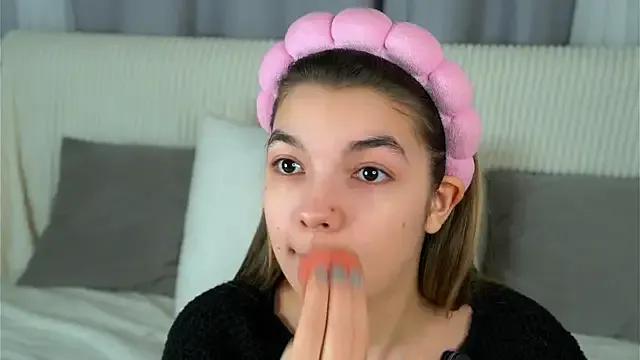 Freechat VeronaAppleberry on StripChat