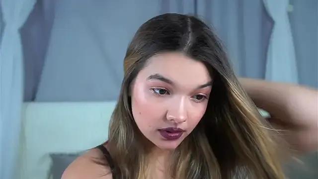 Freechat VeronaAppleberry on StripChat