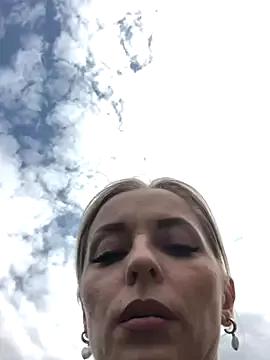 Freechat VikaBunny1 on StripChat