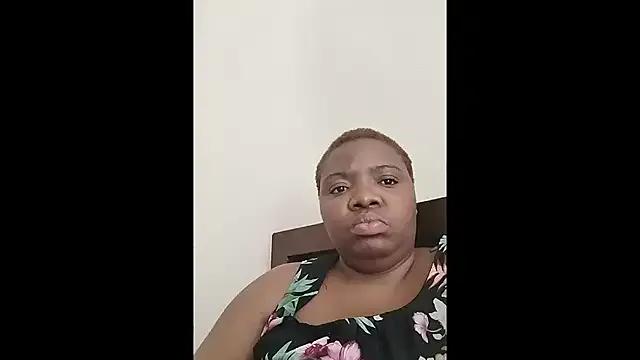 Freechat VoluptuousXX5 on StripChat