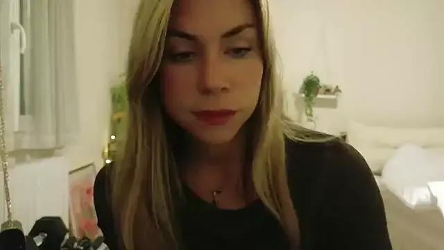 wonderalice31 — 10 fesses en doggy