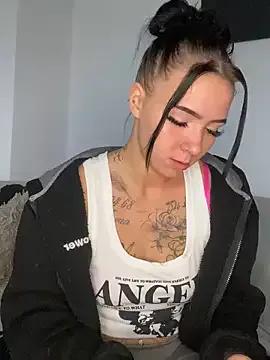 Freechat YoungZoexx on StripChat